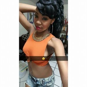 Meet your Posher, Rizo