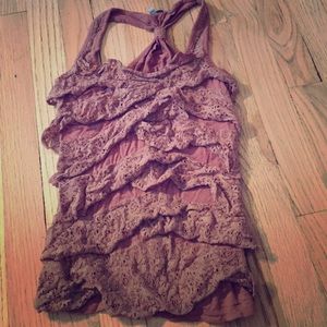 Cute tank top with Ruffles in the front
