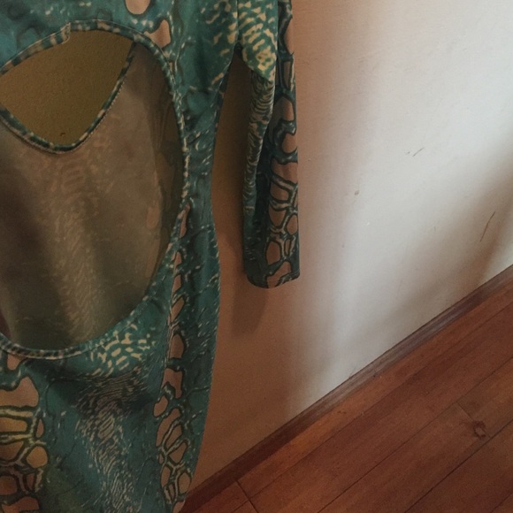 Dress - Picture 2 of 2