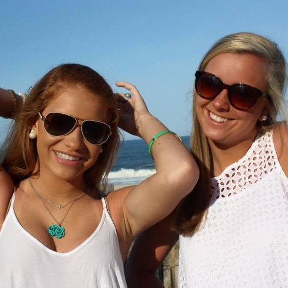 Meet your Posher, Natalie