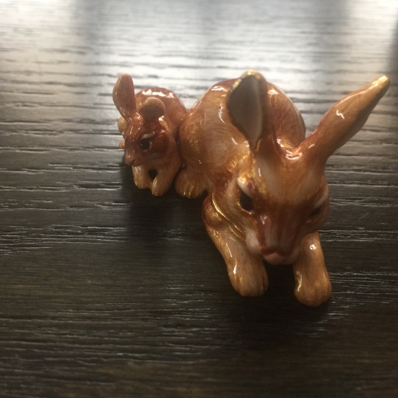 Estée Lauder Pleasures Cuddly Bunnies Compact - Picture 2 of 4