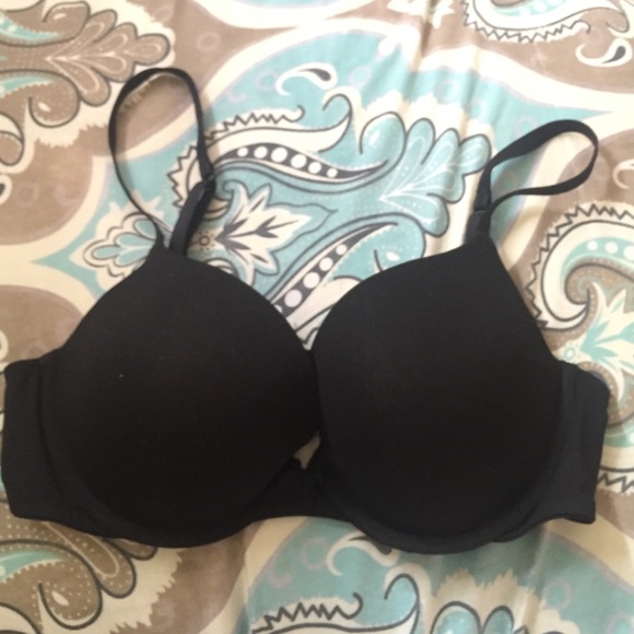 NEW Victoria Secret Black Padded Bra w/ Bow