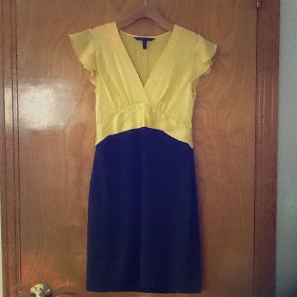 BCBG Dresses & Skirts - Bcbg satin dress gold/navy blue