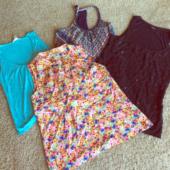 Top bundle from Banana Republic, Express and Lucky - Picture 1 of 4