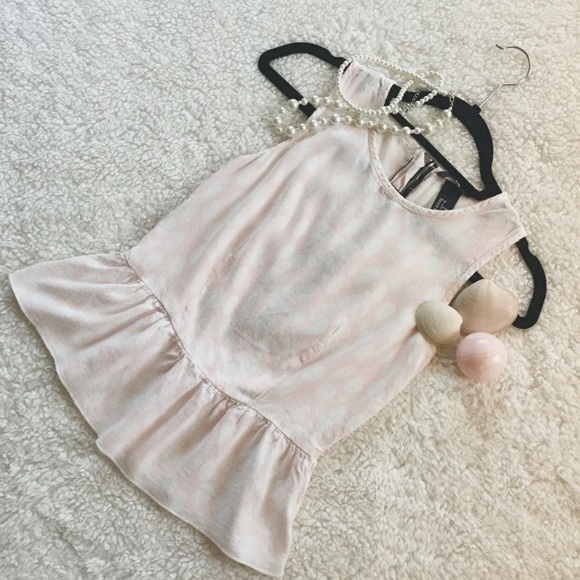 • HOST PICK • Pink Peplum Top •