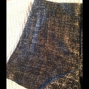 Madewell's Broadway & Broome gold and black shorts