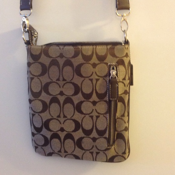 Authentic Coach bag - Picture 2 of 3