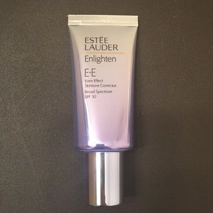 Estée Lauder Enlighten