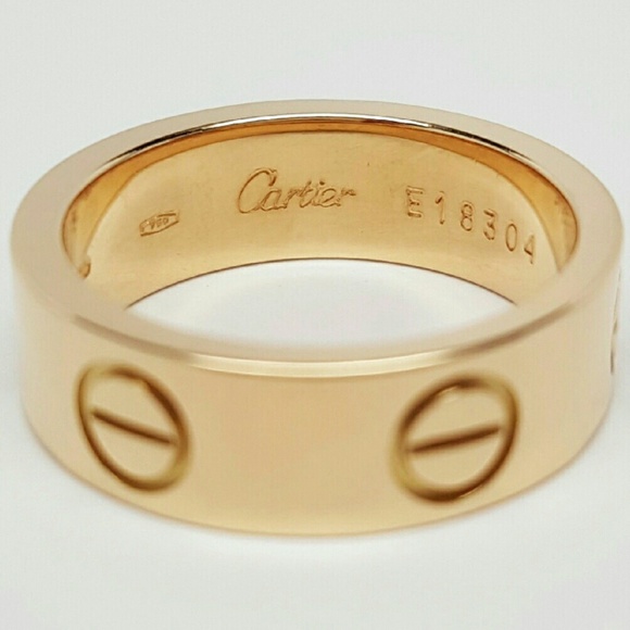 Cartier Love Ring 18k Yellow Gold w/Box - Picture 2 of 4