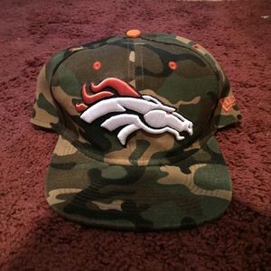 Denver Broncos Camo Snapback