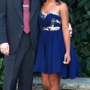 NAVY BLUE Homecoming dress!