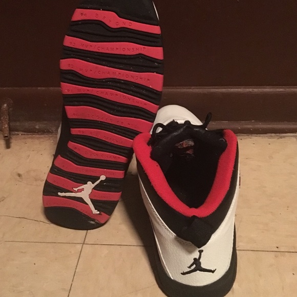 Air Jordan 10 Double Nickel - Picture 2 of 4