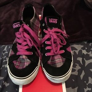 Women's Vans Black/Viola Tory Sneakers