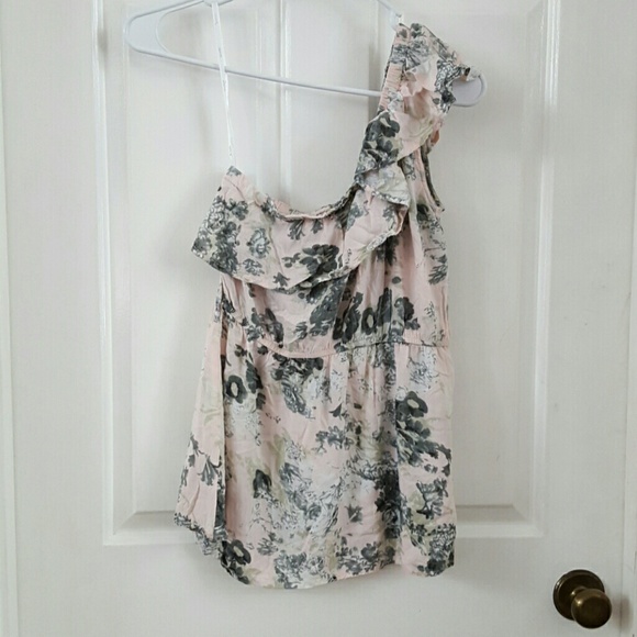 Off the shoulder tank top