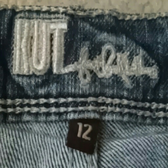 Jeans - Picture 2 of 3
