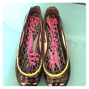 Betsey Johnson Flats