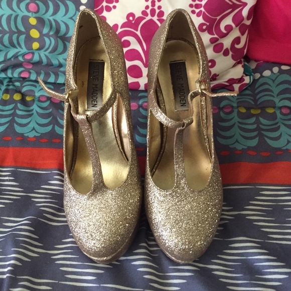 Gold shimmer Steve Madden heels