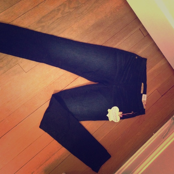 Brand new washed-out style skinny jeggings