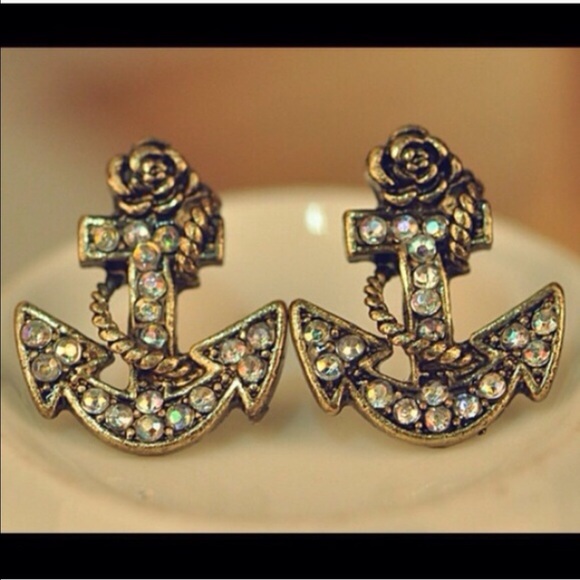 (G2) Anchor Earrings - Picture 2 of 2