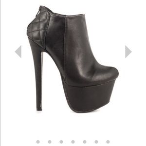 Quilted Platform Booties