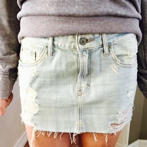 A&F Blue Jean Skirt 💙