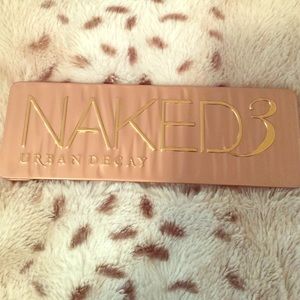 Urban Decay Naked 3