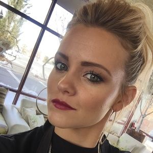 Meet your Posher, Harmony