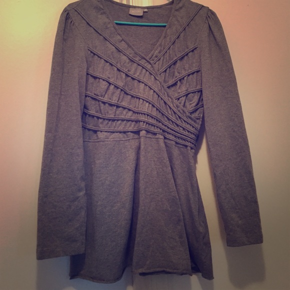 Long sleeve, gray tunic top