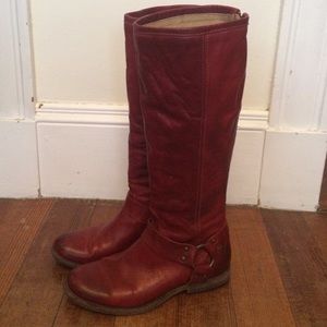 Frye Phillip Tall Harness boots red 7