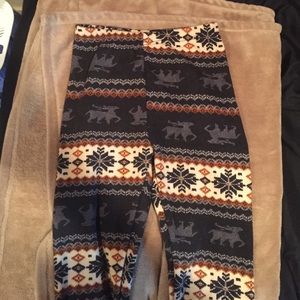 Winter patterned leggings
