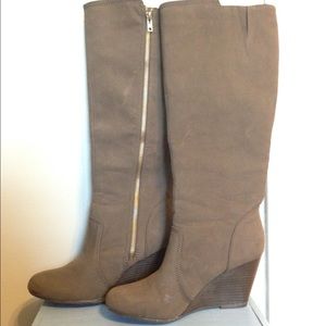 Fergalicious wedge boot