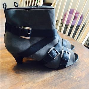 Comfortview open toe bootie.