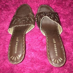 These shoes were my moms💜