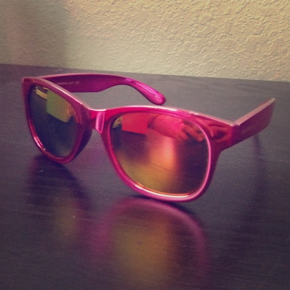 Sunglasses: cute and fashionable!!❤️💎