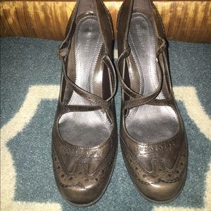 Nine West Mary Jane Style Heels