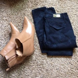 Zara camouflage jeans💫