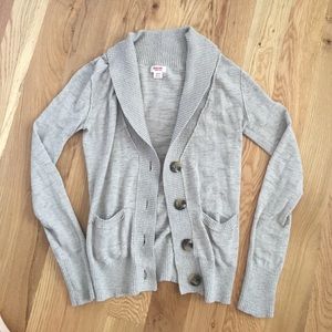 Grey light weight cardigan.