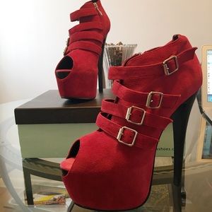 Peep Toe Buckle Booties