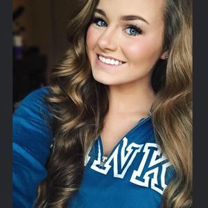 Meet your Posher, Mandy