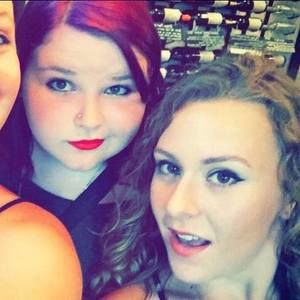 Meet your Posher, Casey