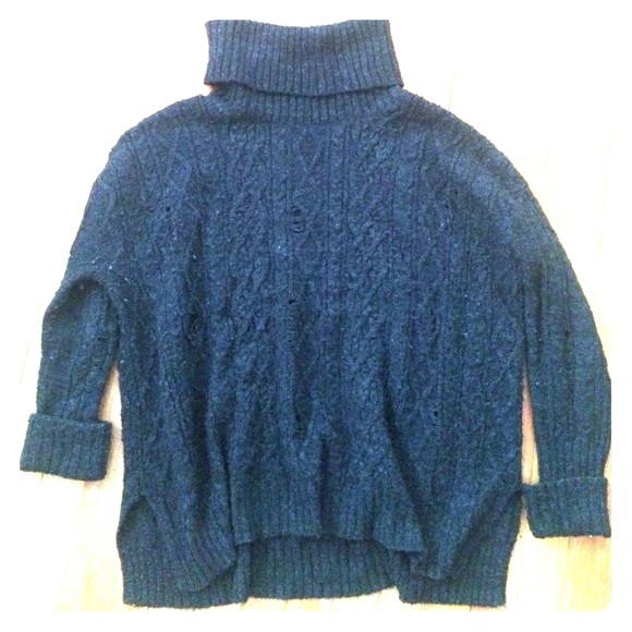 Free People sweater - Picture 1 of 4