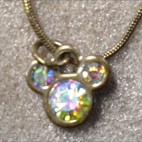 Necklace and pendant
