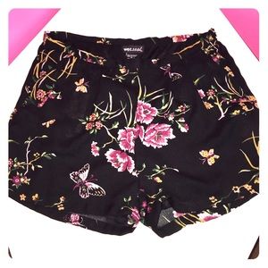Floral patterned shorts