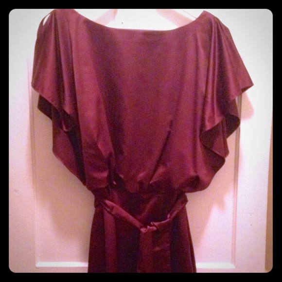 Kenneth Cole short dress with flutter sleeves