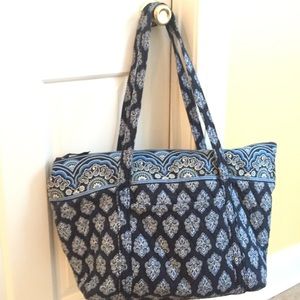 Vera Bradley tote
