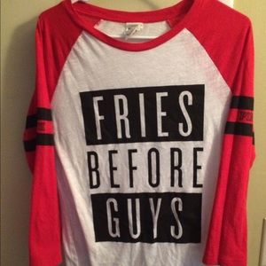 Never Worn  VS PINK shirt 3/4 baseball fit sz :S