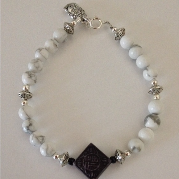 Lucky Buddha Gemstone Bracelet - Picture 3 of 3