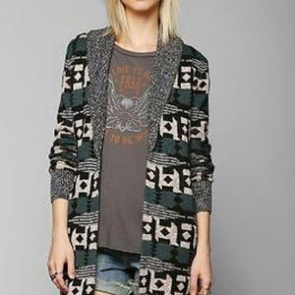 Like new Urban outfitters ecote cardigan pockets
