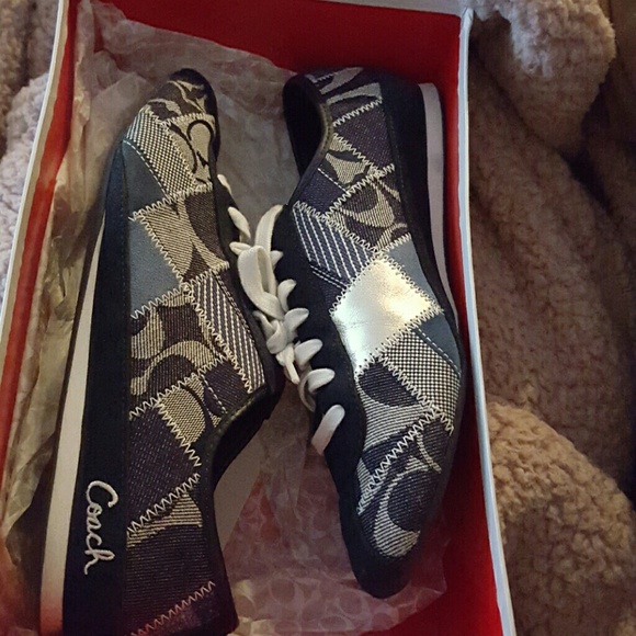 Coach Shoe Style A1351