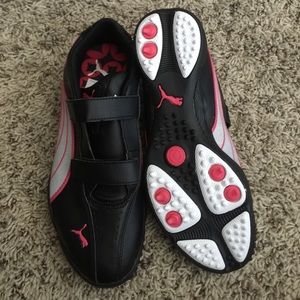 Womens Puma golf shoes